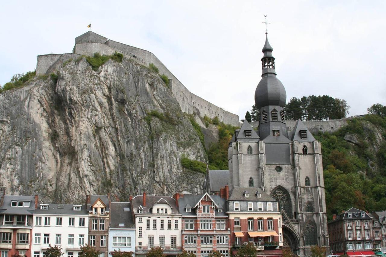 Au Bout Du Monde Villa Waulsort Buitenkant foto