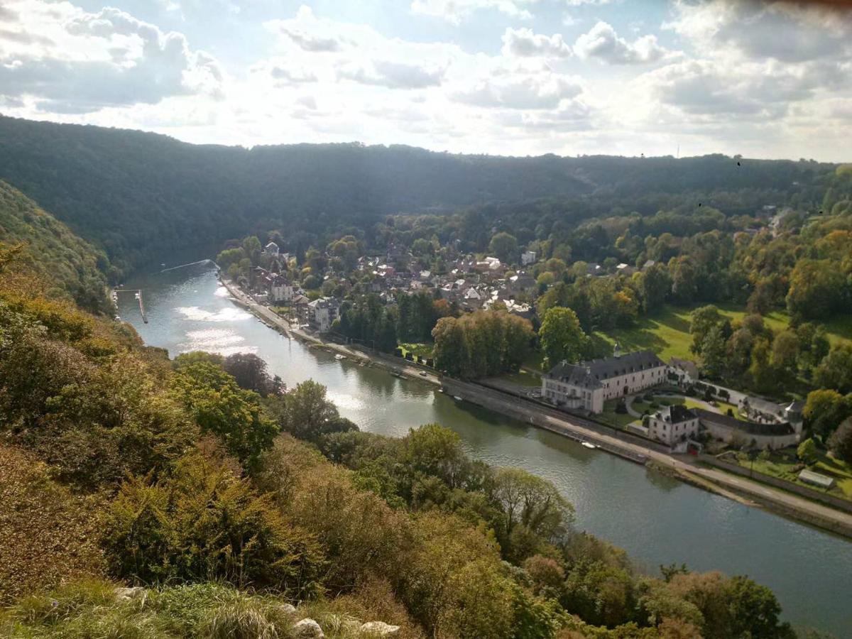 Au Bout Du Monde Villa Waulsort Buitenkant foto