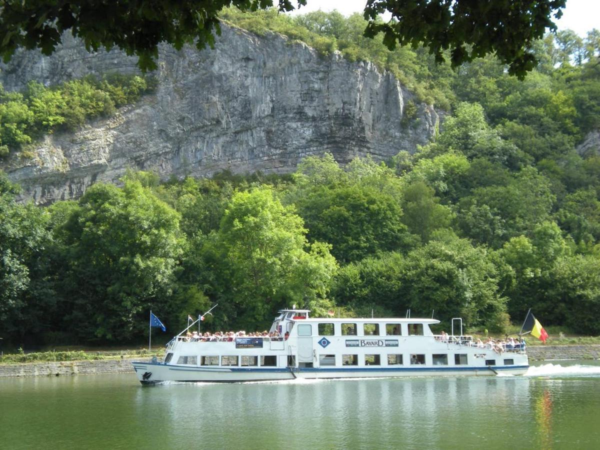 Au Bout Du Monde Villa Waulsort Buitenkant foto